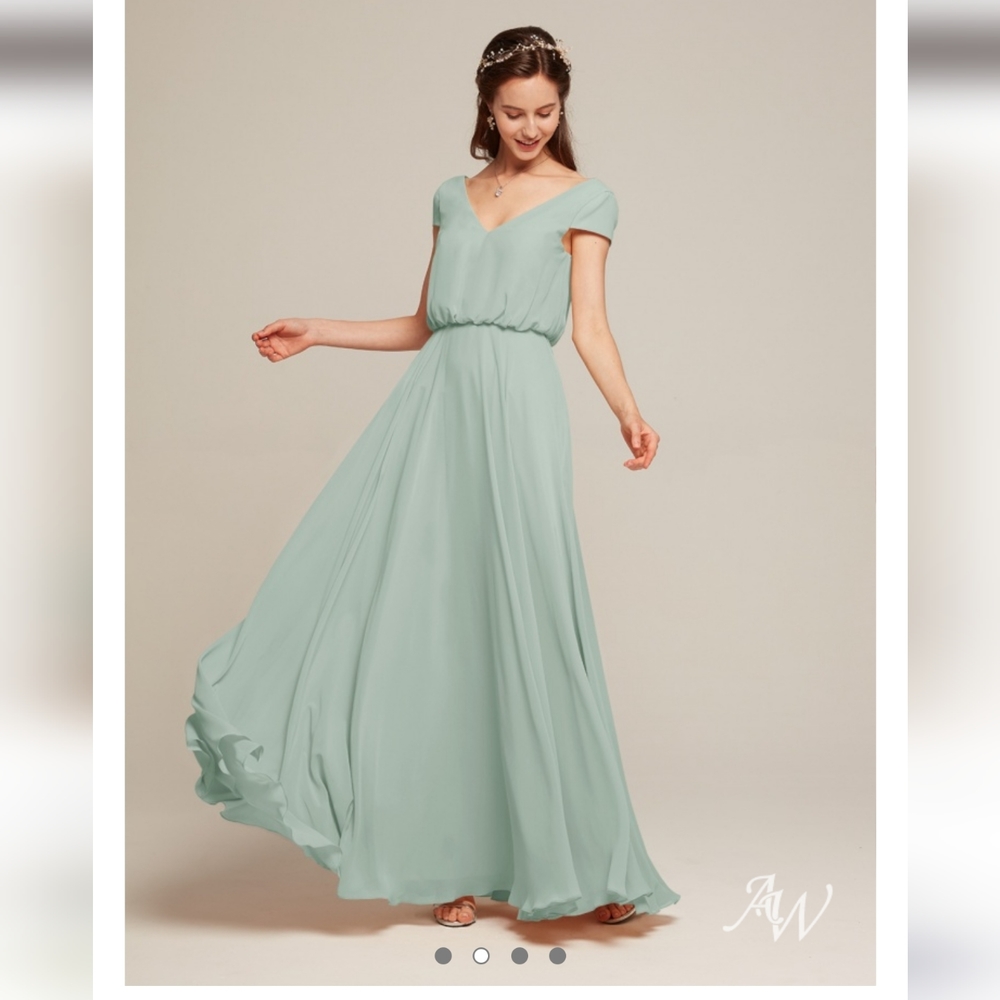 💕AW Bridal 💕Pandora maxi dress💕sage green💕